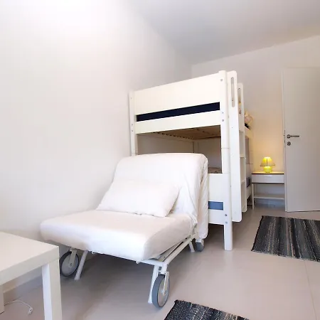 Bozo 1418 Apartmán *